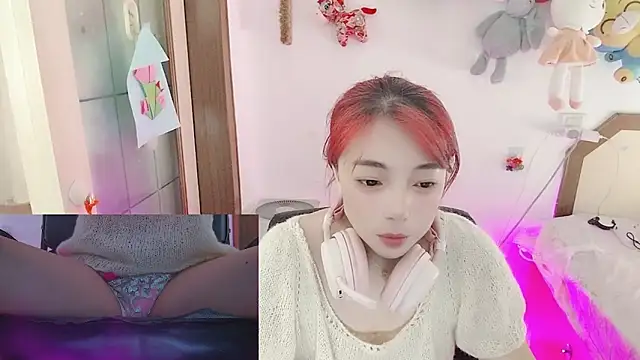 Snapshot of Song_99 chatting on 19, 6, 2026 Song 99 online show from 19, 6, 2026