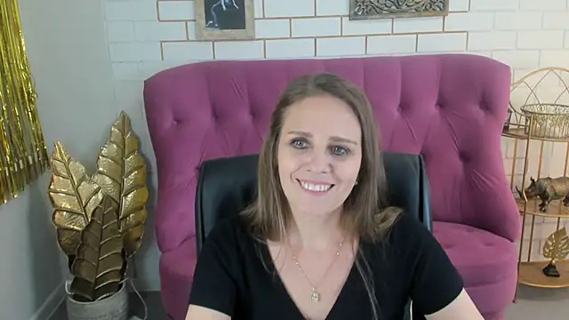 EmiliaBedy online show from 6, 2, 2025