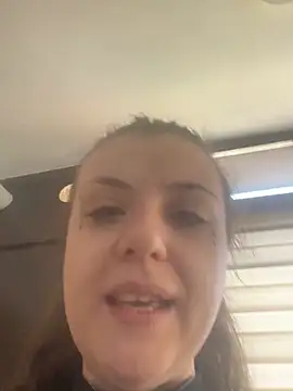 bunnythetailor online show from 22, 4, 2026