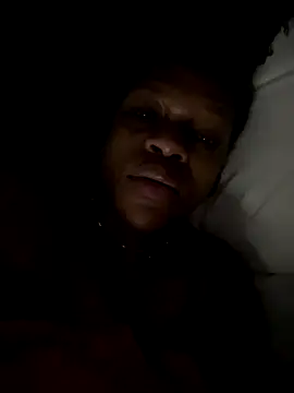 Boneca25 online show from 28, 11, 2025