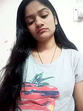 Tanu-00 online show from 6, 10, 2025