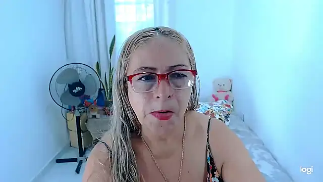 Sweeetnaughty online show from 23, 5, 2026