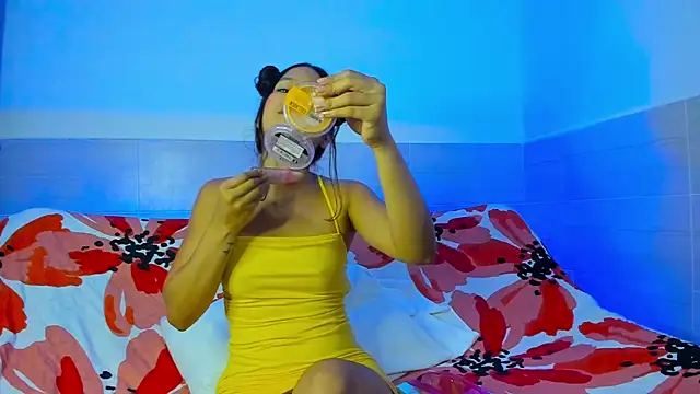 Snapshot of Ximena__1 chatting on 18, 2, 2025 Ximena 1 online show from 18, 2, 2025
