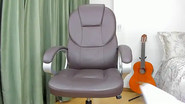 Tombarden online show from 13, 2, 2025