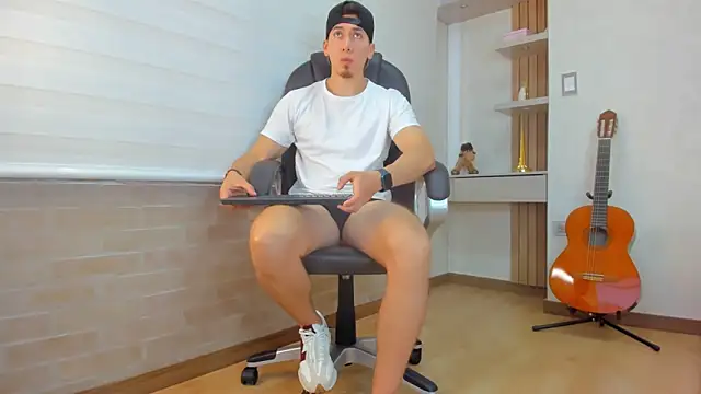 Tombarden online show from 15, 12, 2025