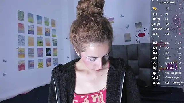 Snapshot of Isangel_ chatting on 3, 2, 2025 Isangel online show from 3, 2, 2025