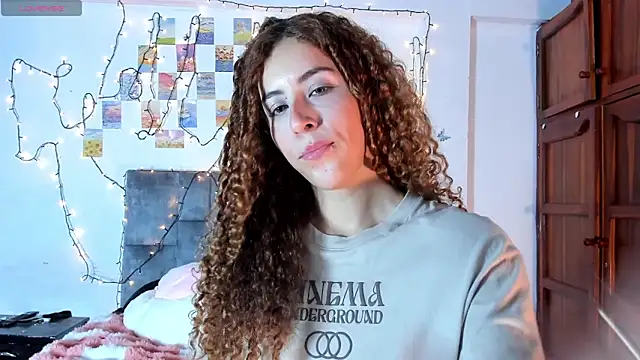 Snapshot of Isangel_ chatting on 16, 1, 2026 Isangel online show from 16, 1, 2026