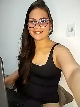 Snapshot of Vale_Saenzz chatting on 27, 1, 2025 Vale Saenzz online show from 27, 1, 2025