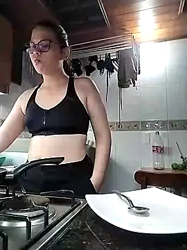 Snapshot of Vale_Saenzz chatting on 26, 2, 2025 Vale Saenzz online show from 26, 2, 2025