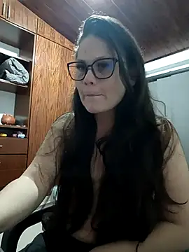 Snapshot of Vale_Saenzz chatting on 23, 3, 2025 Vale Saenzz online show from 23, 3, 2025