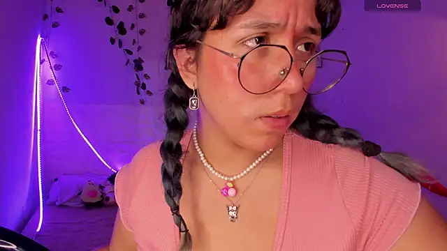 Snapshot of Ludovica6669 chatting on 8, 3, 2025 Ludovica6669 online show from 8, 3, 2025