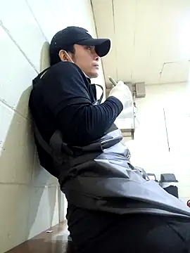 Snapshot of Doh728 chatting on 24, 1, 2025 Doh728 online show from 24, 1, 2025