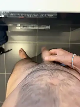 yannusgir33 online show from 10, 4, 2026