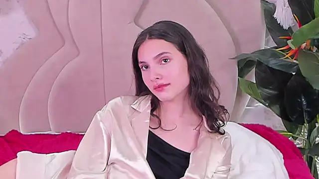 Snapshot of GIGI_DAV chatting on 7, 2, 2025 GIGI DAV online show from 7, 2, 2025