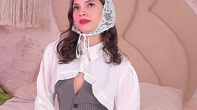 Snapshot of GIGI_DAV chatting on 26, 2, 2025 GIGI DAV online show from 26, 2, 2025