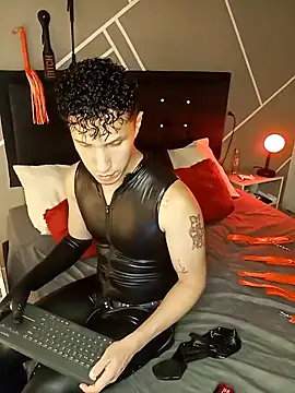 AngeloColleen online show from 4, 10, 2025