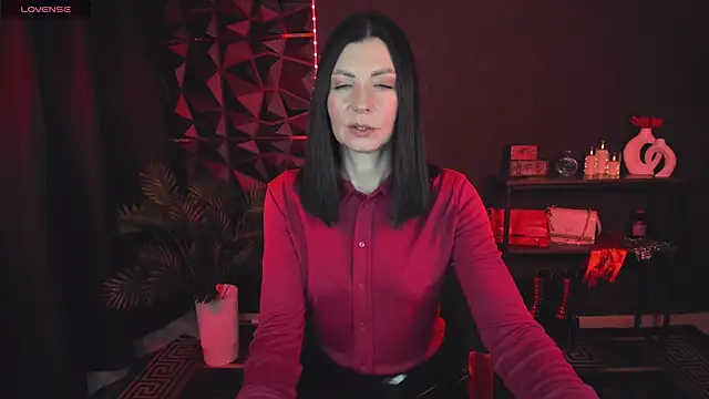 MonicaCheerful online show from 8, 3, 2025