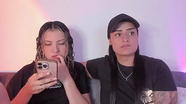 Snapshot of my_melody chatting on 19, 9, 2025 my melody online show from 19, 9, 2025