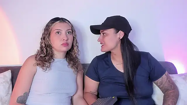 Snapshot of my_melody chatting on 20, 9, 2025 my melody online show from 20, 9, 2025