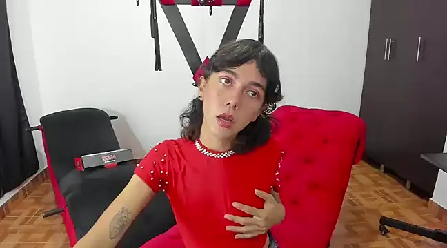 Snapshot of Nicol_TransGirl chatting on 4, 2, 2025 Nicol TransGirl online show from 4, 2, 2025