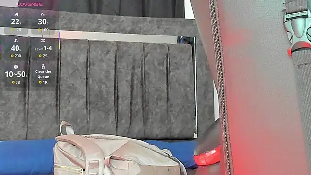 Snapshot of Nicol_TransGirl chatting on 16, 12, 2025 Nicol TransGirl online show from 16, 12, 2025