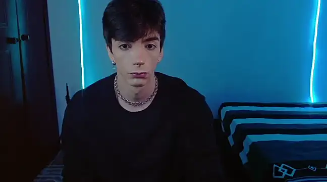 H3ll B0I online show from 1, 3, 2025