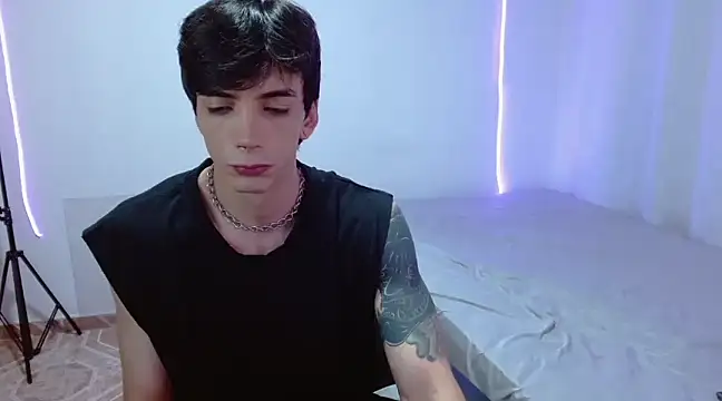 H3ll B0I online show from 15, 3, 2025