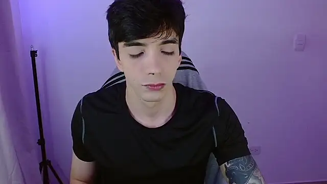 H3ll B0I online show from 30, 3, 2026