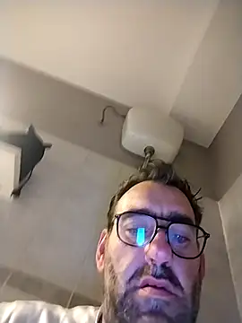 Snapshot of Hardasanut chatting on 17, 10, 2025 Hardasanut online show from 17, 10, 2025