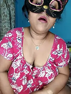 Snapshot of straightthing chatting on 15, 10, 2025 straightthing online show from 15, 10, 2025