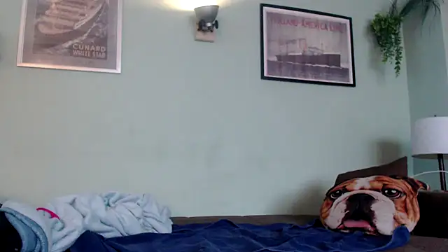 Snapshot of Astrid-Gilbert chatting on 15, 2, 2025 Astrid-Gilbert online show from 15, 2, 2025