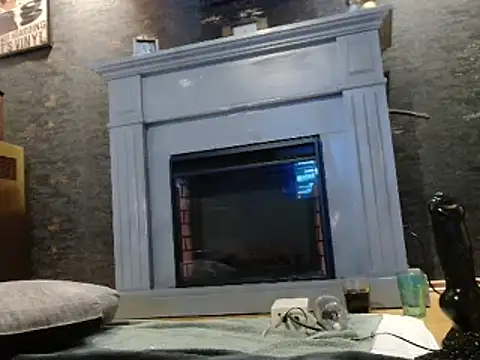 Snapshot of Astrid-Gilbert chatting on 23, 2, 2025 Astrid-Gilbert online show from 23, 2, 2025