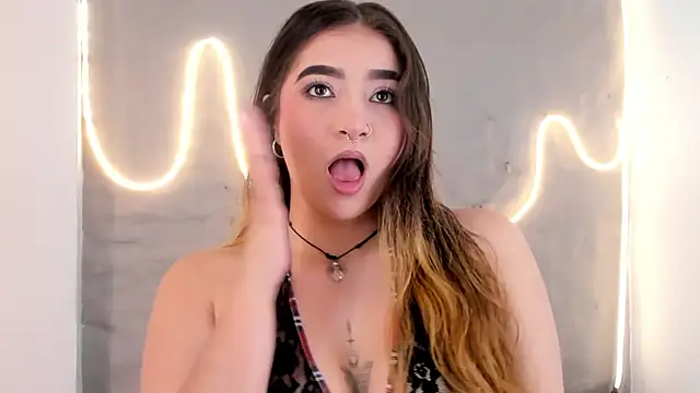 Shanntal  online show from 1, 2, 2026