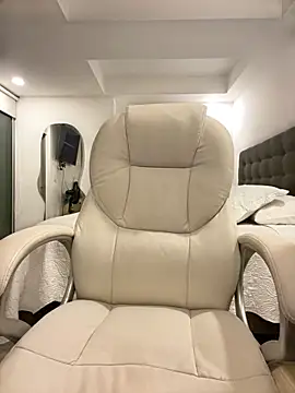 sofiaxox online show from 25, 2, 2026