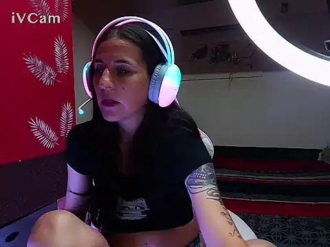 Snapshot of gatitahot-sil@xh chatting on 7, 10, 2025 gatitahot-silxh online show from 7, 10, 2025
