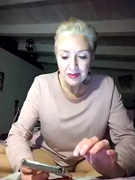 divinaerotica online show from 15, 3, 2026