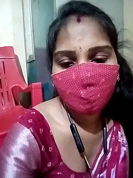 Snapshot of Tamil_roja17 chatting on 24, 10, 2025 Tamil roja17 online show from 24, 10, 2025