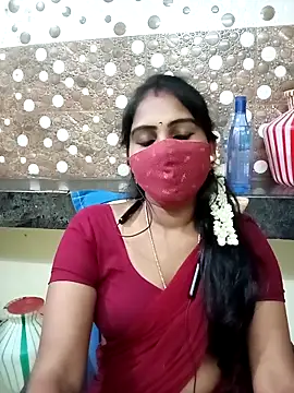 Snapshot of Tamil_roja17 chatting on 8, 11, 2025 Tamil roja17 online show from 8, 11, 2025