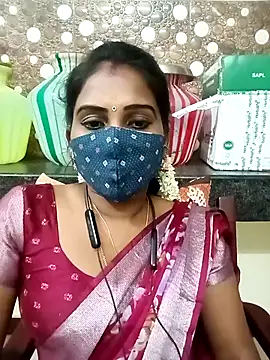 Snapshot of Tamil_roja17 chatting on 15, 11, 2025 Tamil roja17 online show from 15, 11, 2025