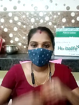 Snapshot of Tamil_roja17 chatting on 23, 11, 2025 Tamil roja17 online show from 23, 11, 2025