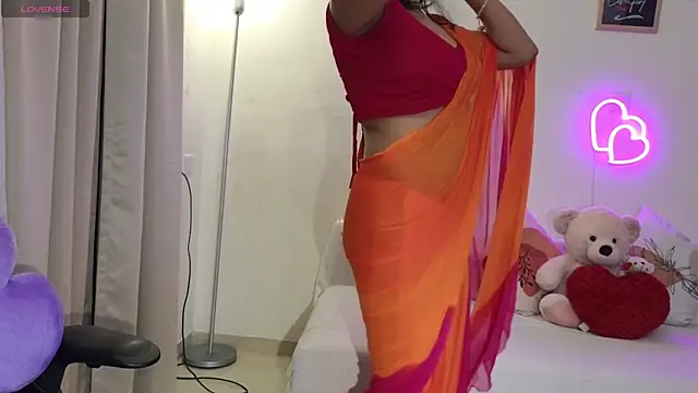 MISS MYRA online show from 27, 3, 2026