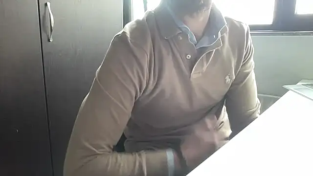 bullyboyy online show from 19, 2, 2026