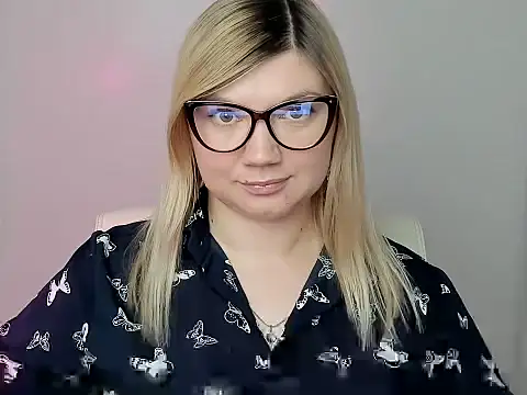 Lola moree online show from 8, 10, 2025