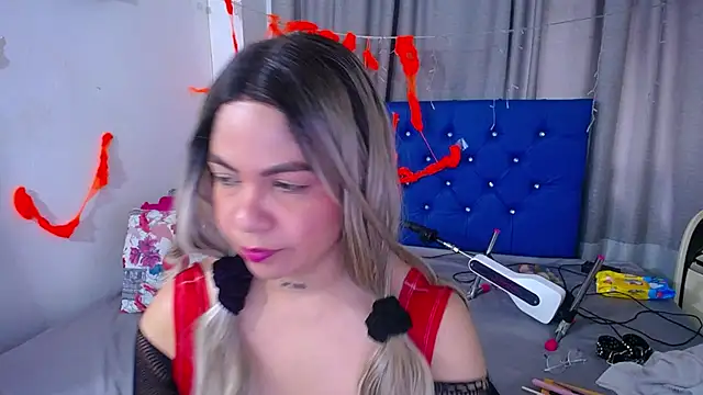 Snapshot of hornny_cougar chatting on 30, 10, 2025 hornny cougar online show from 30, 10, 2025