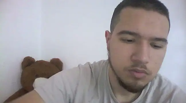 Drag Queen online show from 6, 2, 2025