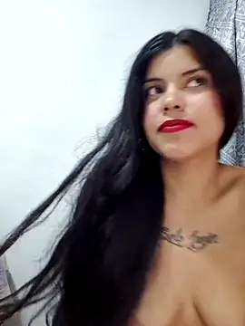 Angela Sophie online show from 5, 11, 2025