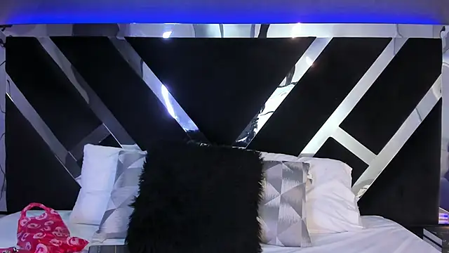 AliDiaz  online show from 9, 9, 2025