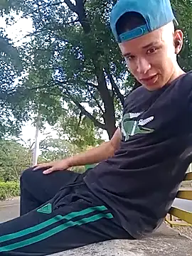 arevalo1124 online show from 14, 9, 2025