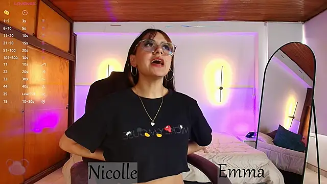 Snapshot of _Emma11 chatting on 11, 2, 2025 Emma11 online show from 11, 2, 2025