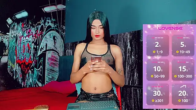 Snapshot of Isa__Secret chatting on 5, 2, 2025 Isa Secret online show from 5, 2, 2025